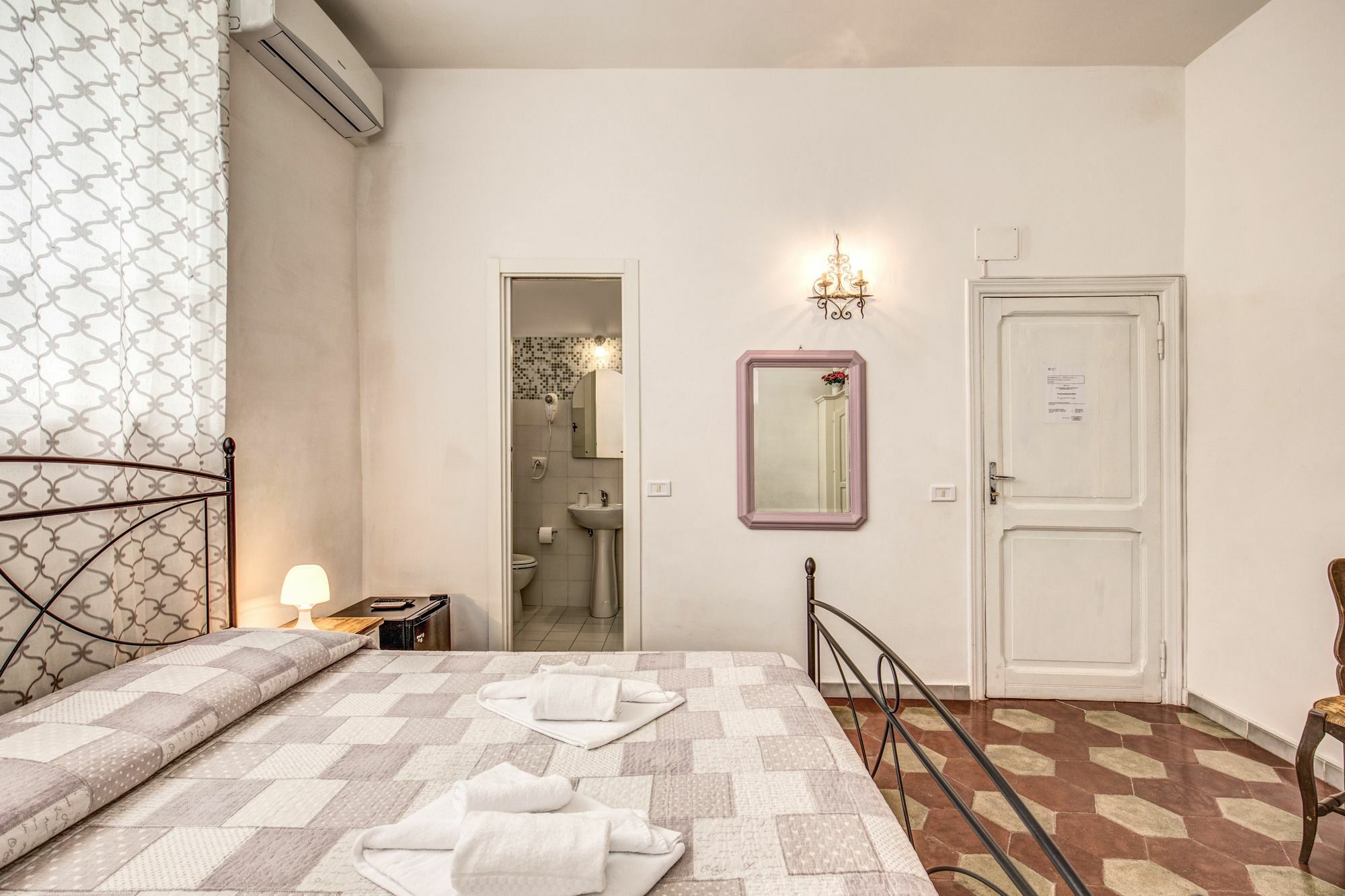 Relais La Torretta Alojamento de Acomodação e Pequeno-almoço